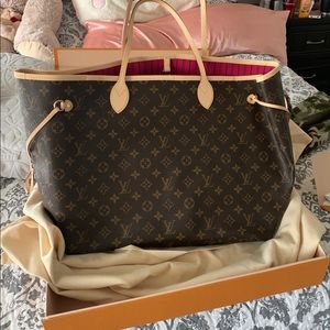 Louis Vuitton Neverfull GM tote